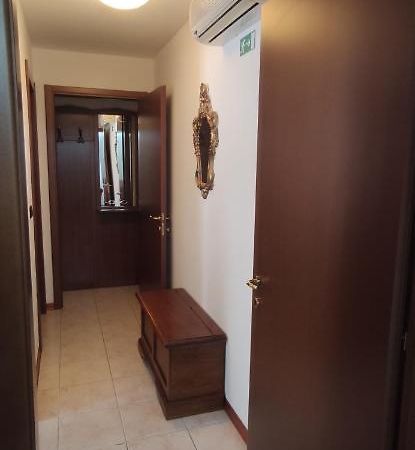 Appartamento In Centro Home มอนฟัลโกเน ภายนอก รูปภาพ